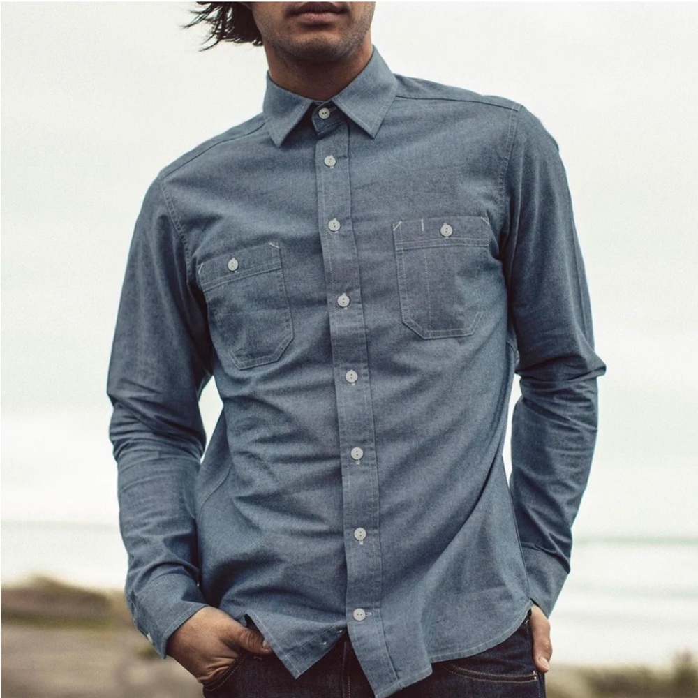 Taylor Stitch Blue Casual Button Down Shirt with Classic Collar